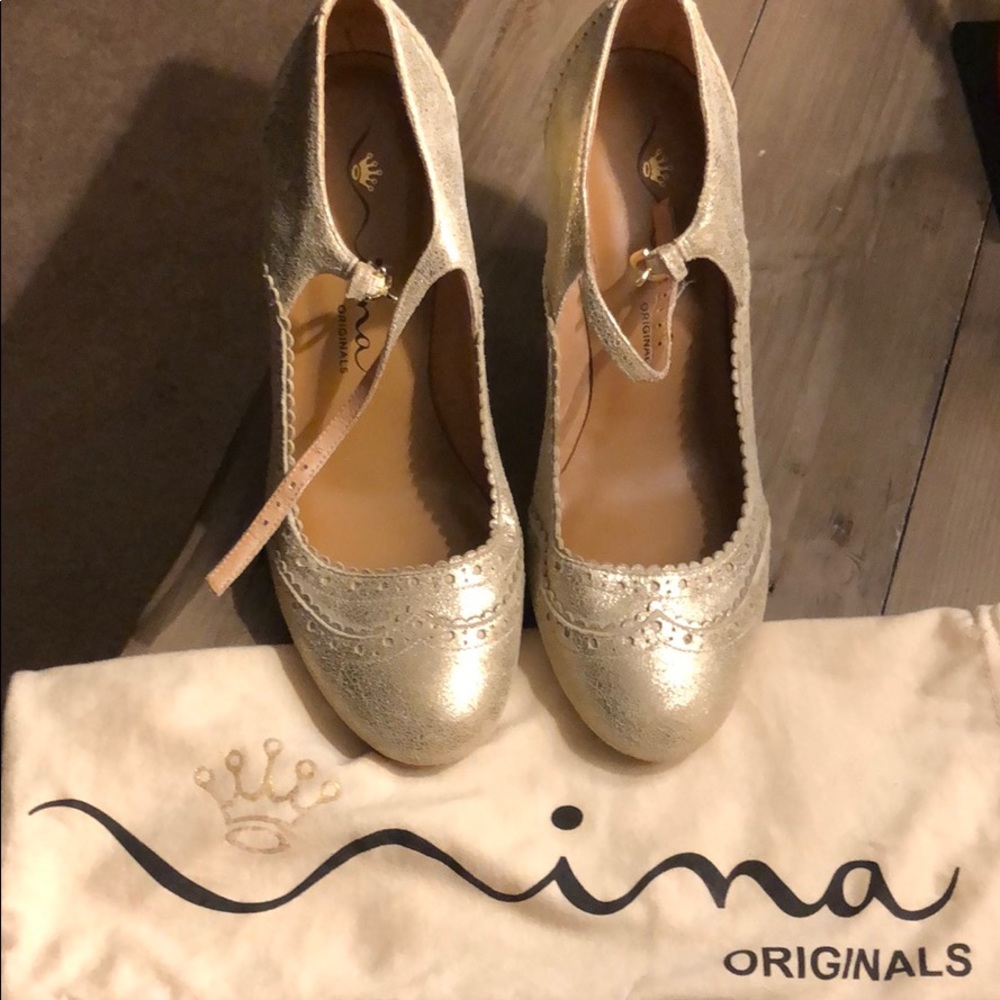 Nina originals size 8 EUC